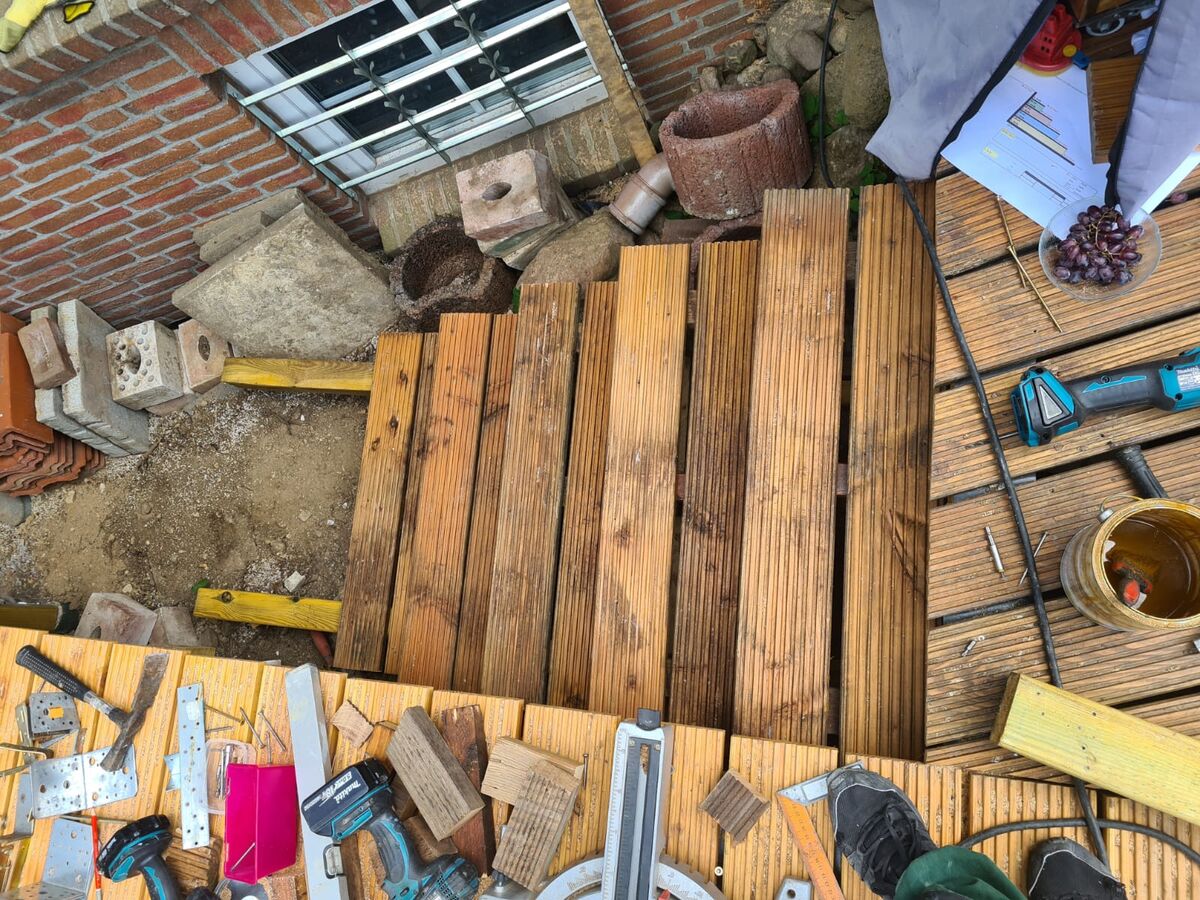 Holzterrassen-Arbeiten